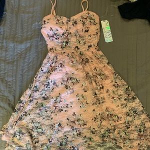 Perfect summer dress.